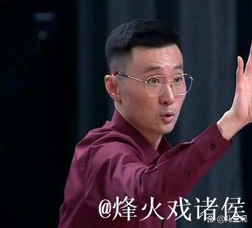 刘炜剖析阿不都上场时间少，北京发布会聚焦防守和篮板问题。